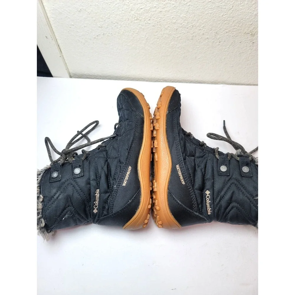 Columbia Women's Black Minx Shorty III‎ Waterproof Quilted Winter Boots Faux Fur